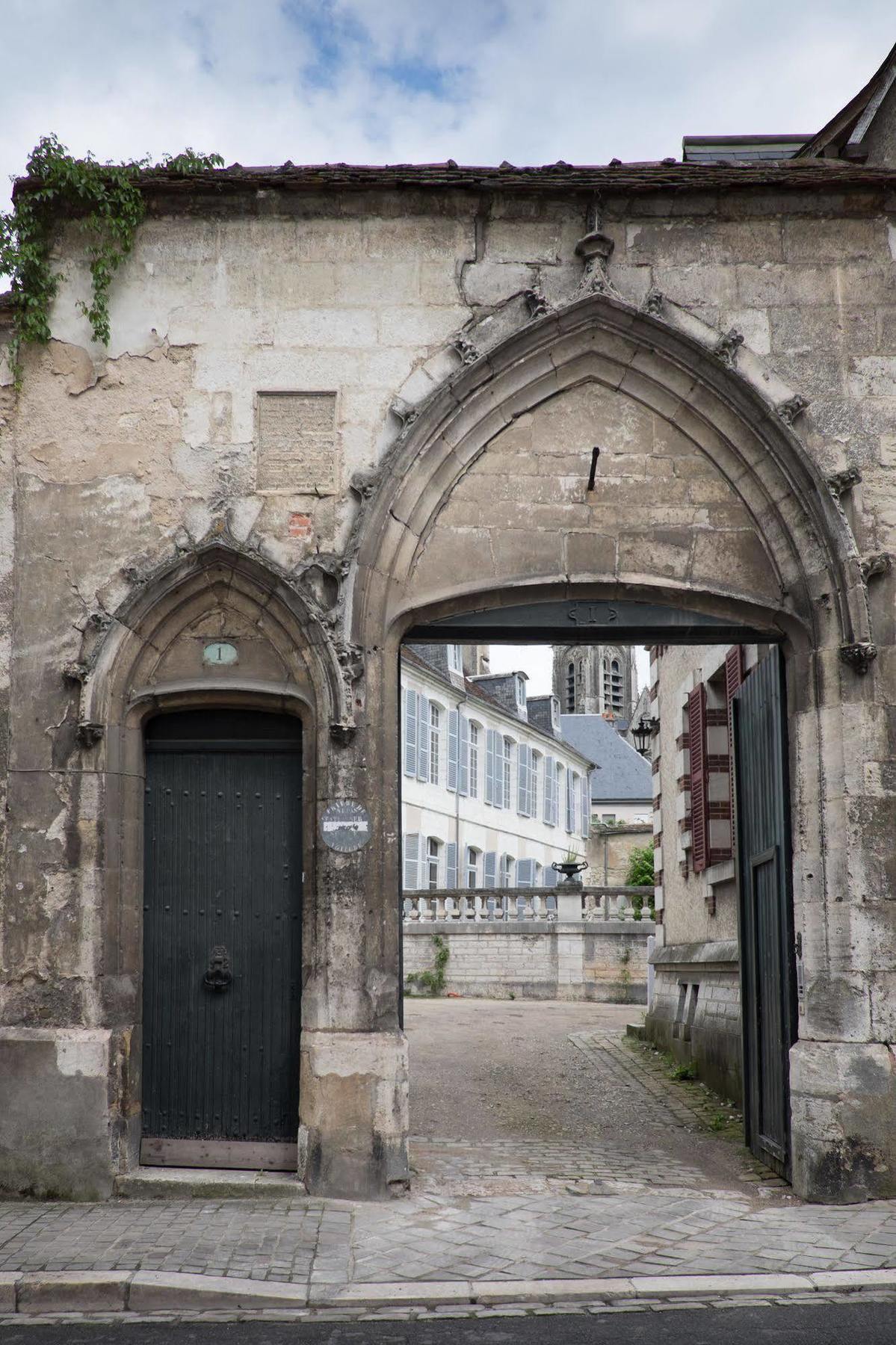 L'Hotel De Panette, Un Exceptionnel Chateau En Coeur De Ville Bourges Exterior photo